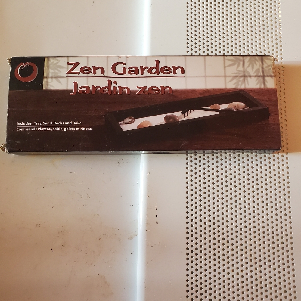 Zen Garden Home Art Sculpture - Black